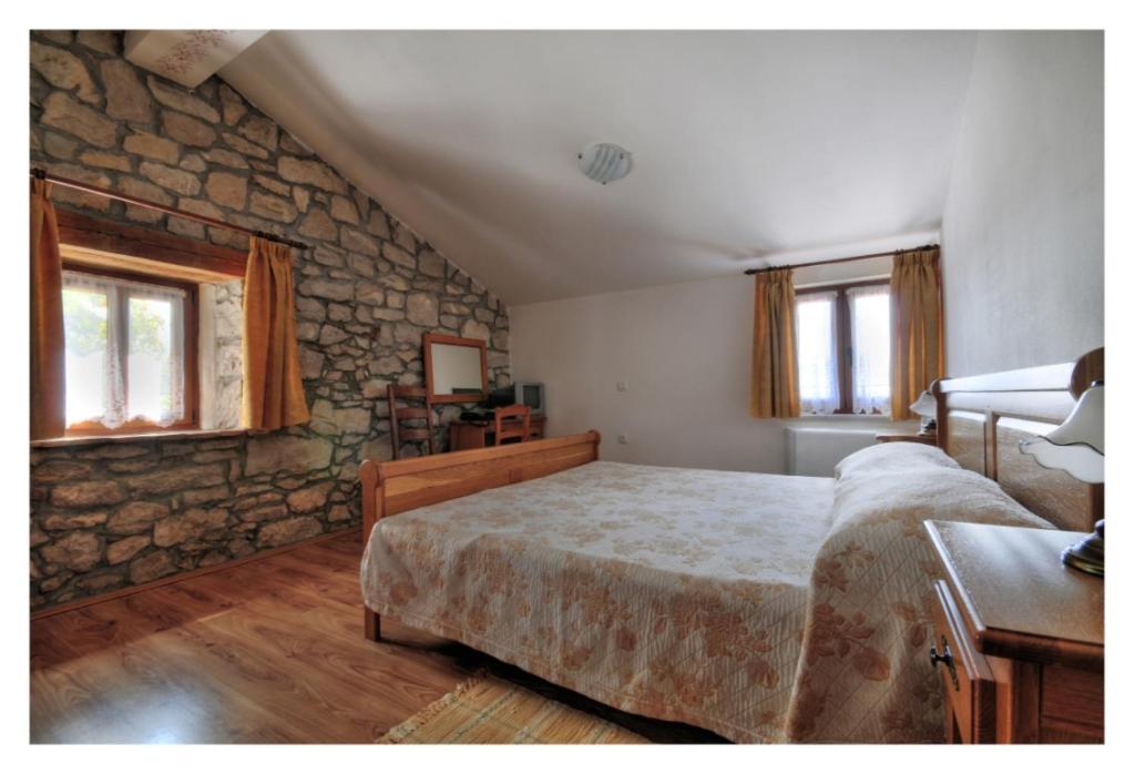 Villa Calussovo Ripenda Kras エクステリア 写真