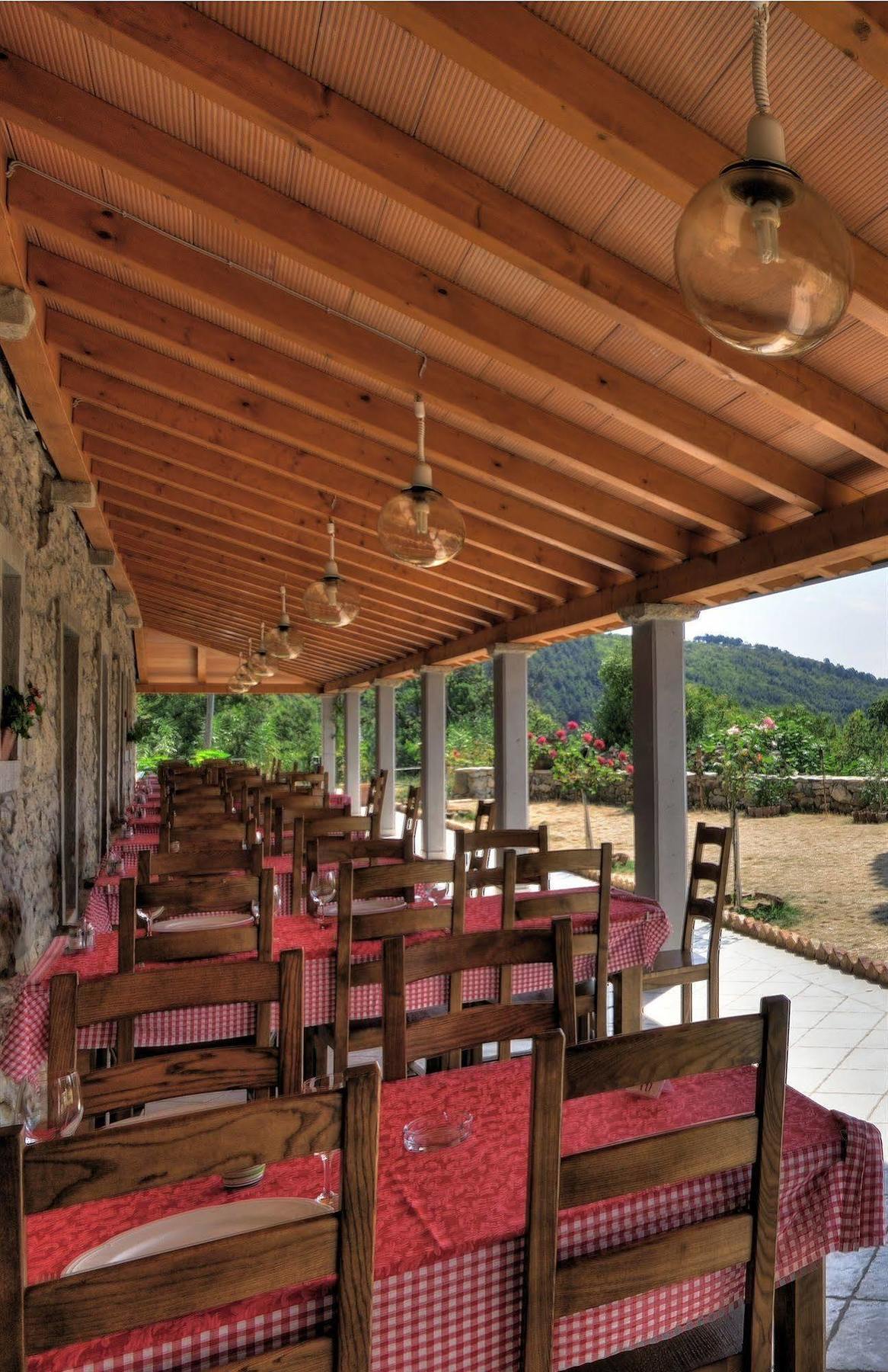 Villa Calussovo Ripenda Kras エクステリア 写真